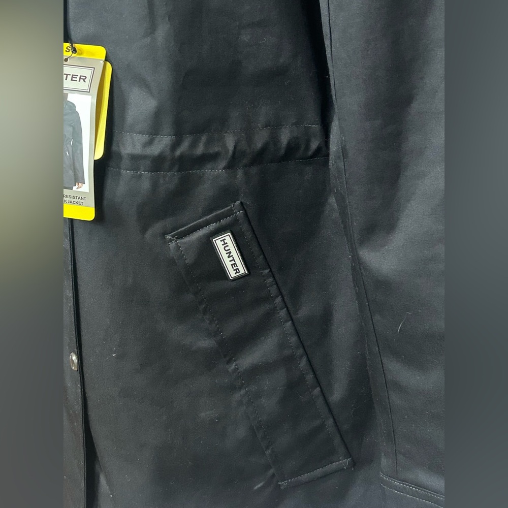 Hunter Womens Black Hooded Rain Jacket Small Waterproof Smock NWT - Picture 6 of 10
